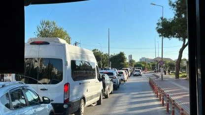Antalya'da sabah trafiği çözüm bekliyor