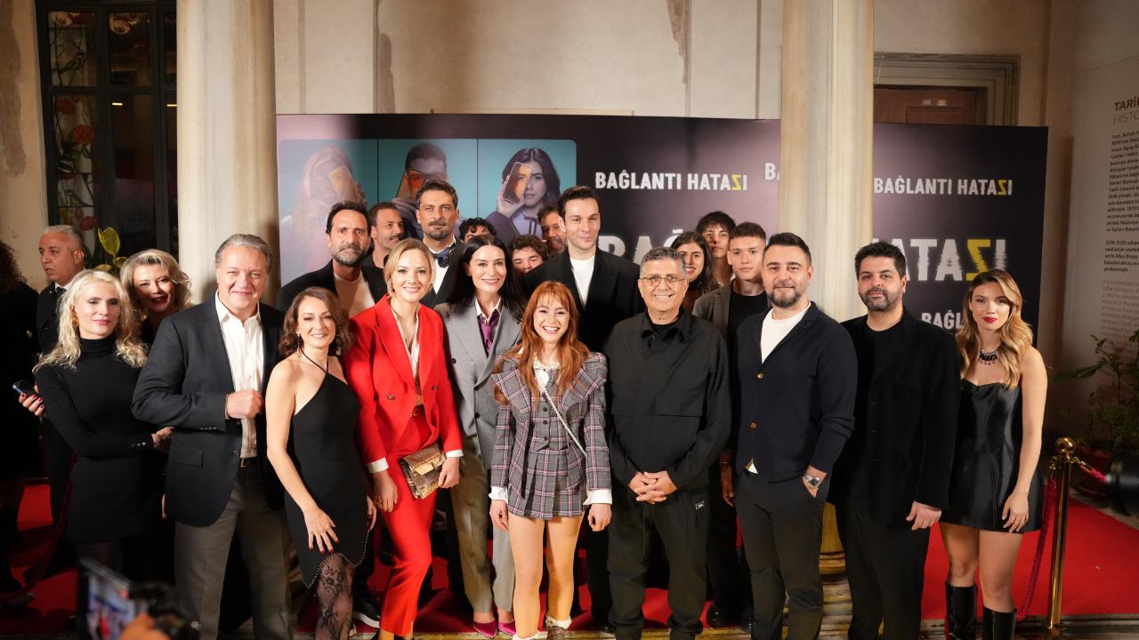 "Bağlantı Hatası" Altın Portakal'dan sonra bir gala daha yaptı