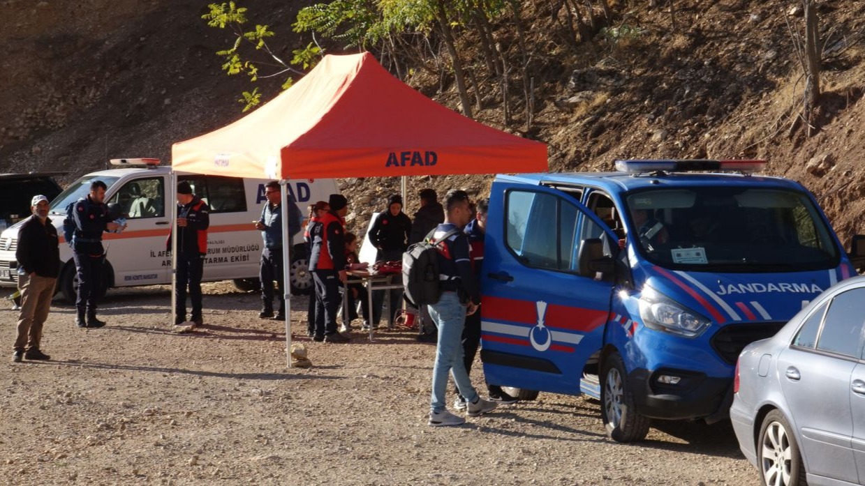 Doğa yürüyüşünde kaybolan emekli muhasebeci 4 gündür aranıyor