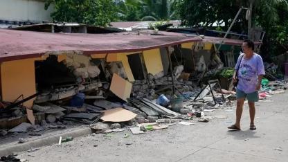 Filipinlerde 7,4 büyüklüğünde deprem!