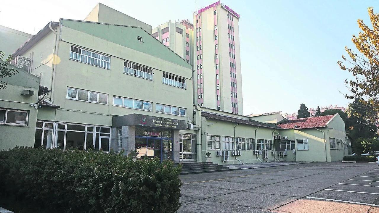 Hastane çalışanları endişeli, kadro istiyor