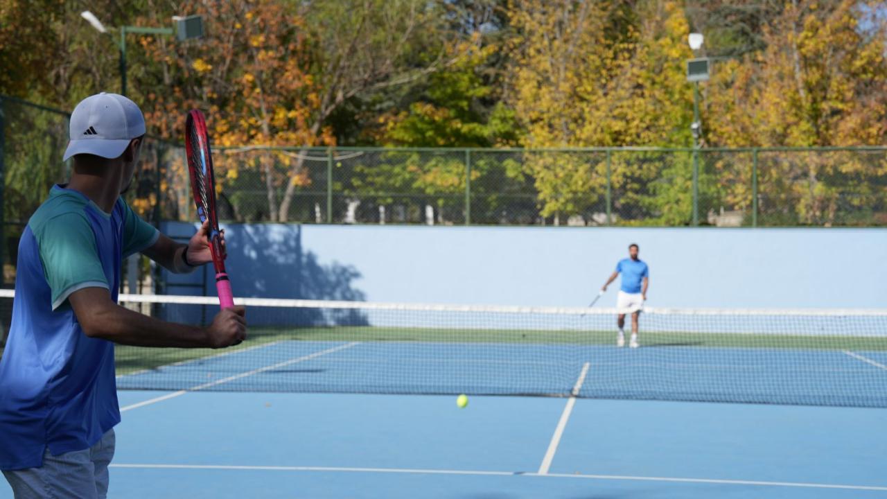 Isparta’da “29 Ekim Cumhuriyet Tenis Turnuvası” düzenlendi