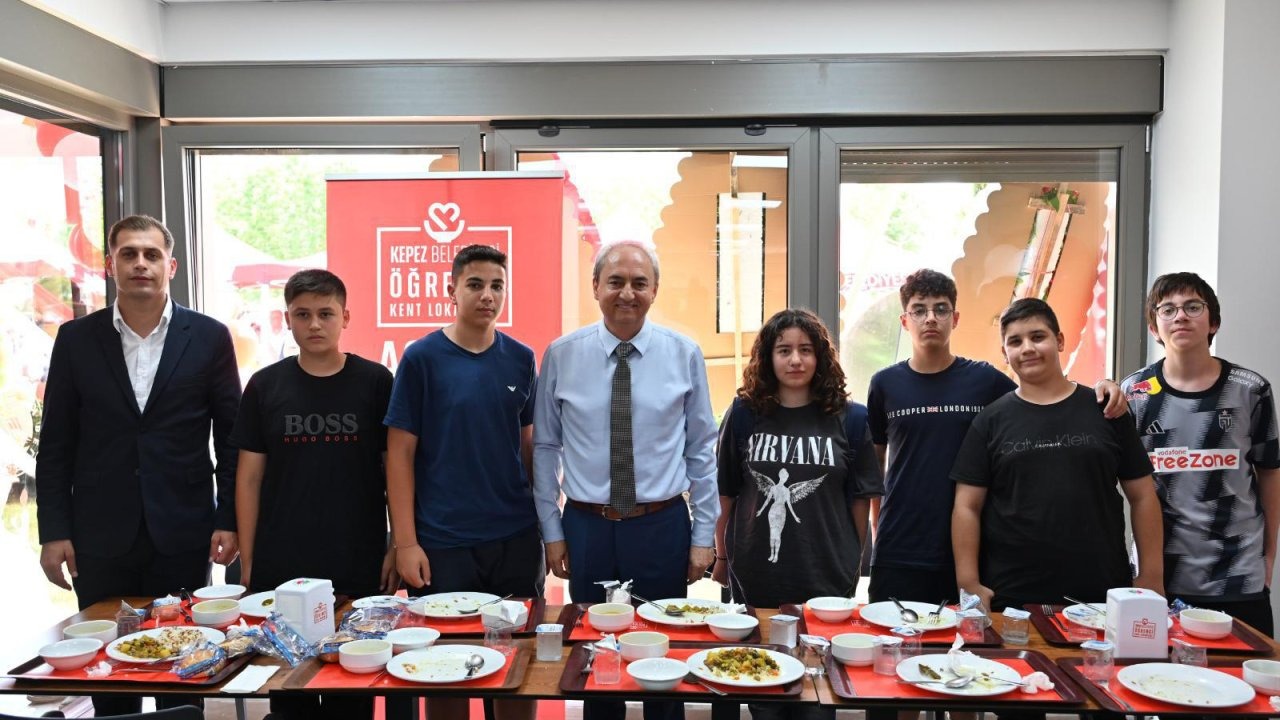 Kepez’in Öğrenci Kent Lokantası&#039;na yoğun ilgi