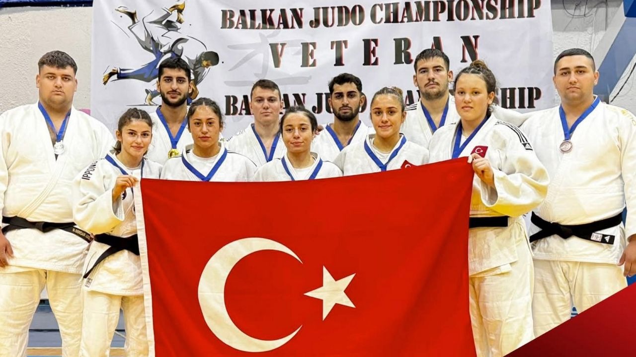 Milli sporcudan gümüş madalya