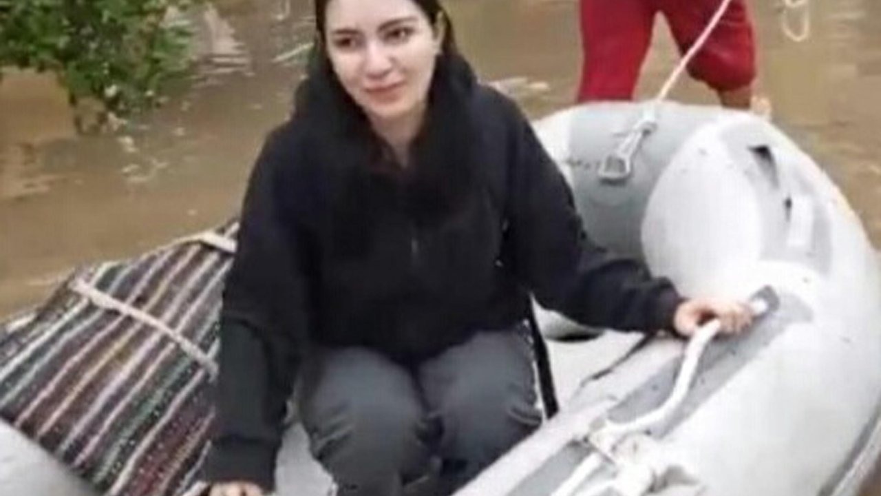 Muğla&#039;da sağanak; cadde ve sokaklar göle döndü