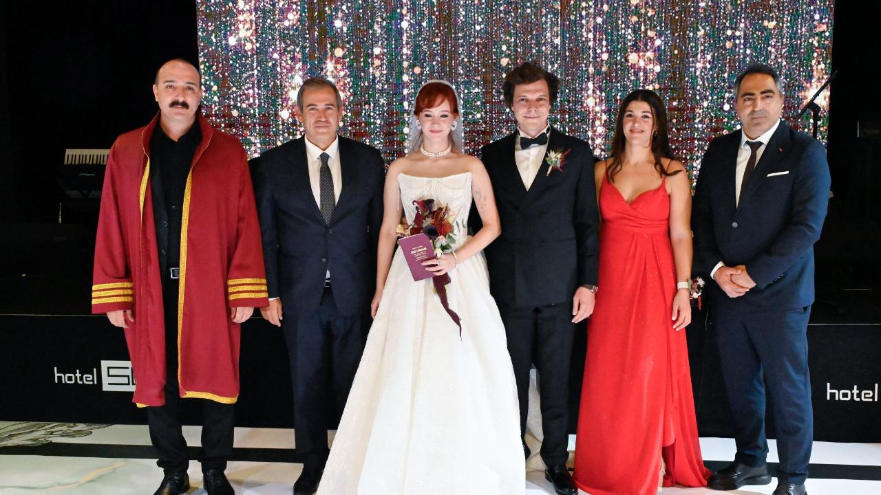 Nilüfer Kama ve Mehmet Pekin görkemli bir törenle evlendi