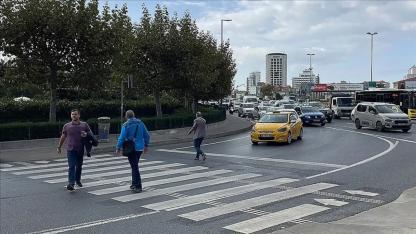 Slovakya’dan yayalara hız sınırı’