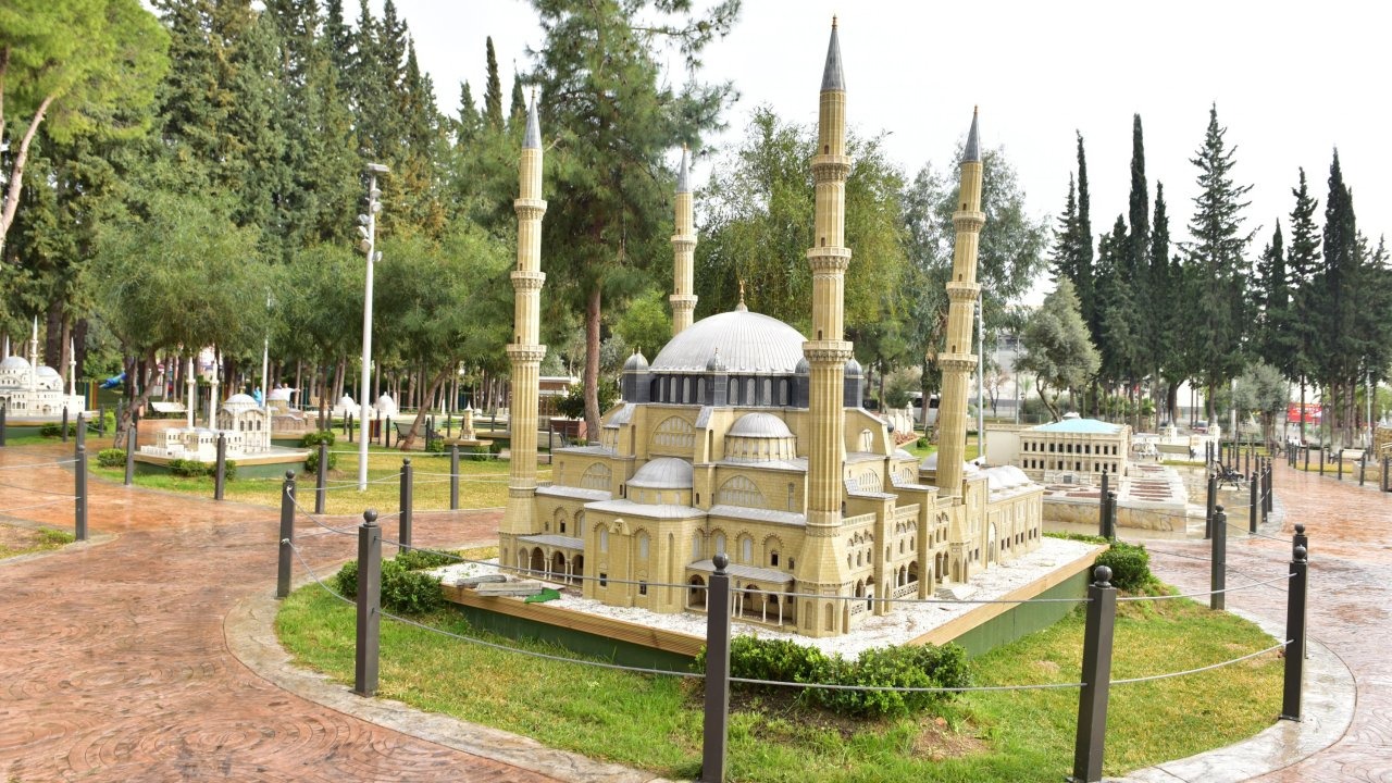 Türkiye&#039;nin her bölgesinden eserler Dokumapark&#039;ta