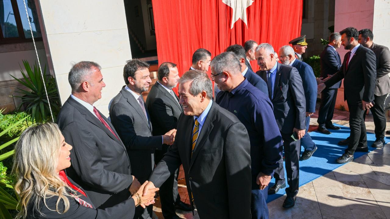 Vali Hulusi Şahin’in ev sahipliğinde Tebrikat Kabul Töreni gerçekleşti