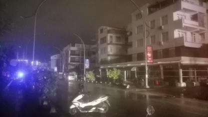 5 saatlik kesinti vatandaşları isyan ettirdi