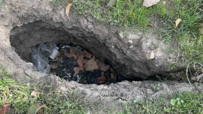 Isparta’da elma bahçelerinde yaklaşık 1 metrelik obruklar oluştu, bazı evlerin duvarları çatladı