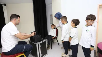 Anaokulu ve ilkokulda göz sağlığı taraması