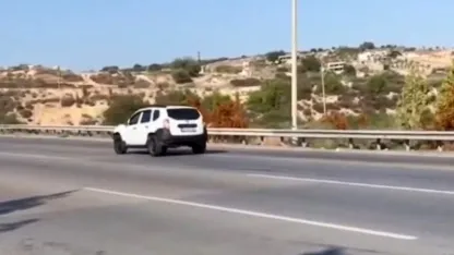 Otoyolda geri giden sürücüyü vatandaş çekti, jandarma ceza kesti