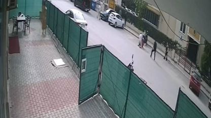 Rus uyruklu çiftin tartışması bıçaklı saldırıya döndü, o anlar güvenlik kamerasına yansıdı