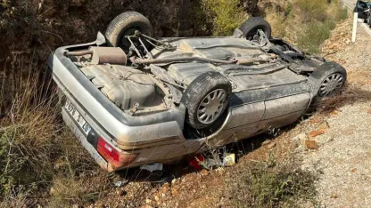 Burdur’da şarampole devrilen otomobilin sürücüsü yaralandı