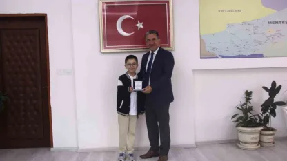 Muğla’da Atatürk sevgisi şiirle taçlandı