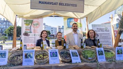 Zeytin ve Zeytinyağı Festivali kortejle başladı