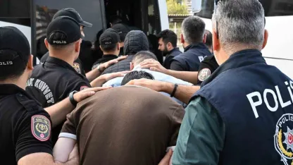 Yasa dışı bahis çetesi çökertildi: 46 gözaltı