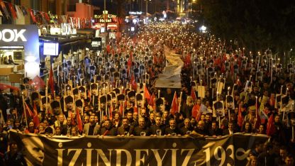 Muratpaşa'da binler Ata'ya Saygı Yürüyüşü'nde buluştu