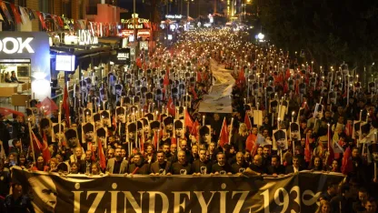 Muratpaşa'da binler Ata'ya Saygı Yürüyüşü'nde buluştu