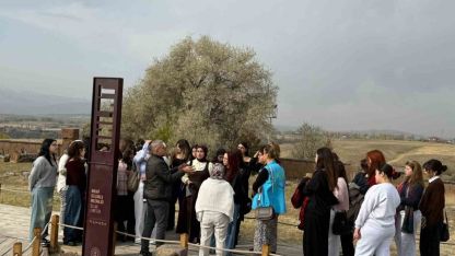Muğlalı gençler medeniyet, tarih ve kültür kampı ile Bitlis ve Van’ı keşfetti