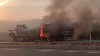 Mersin’de tırda çıkan yangın korkuttu