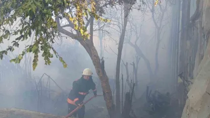 Bozyazı’da çıkan yangın seralara zarar verdi