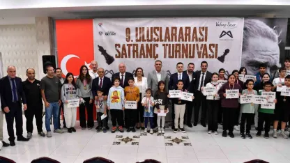 ‘9. Uluslararası Satranç Turnuvası’nda ödüller sahiplerini buldu