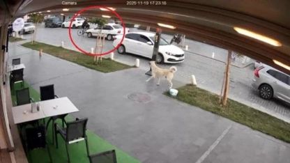 Yolun karşısına geçmek isteyen bisikletliye otomobil çarptı: 1 yaralı