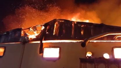 Isparta’da bir kereste fabrikası tamamen yanarak kül oldu