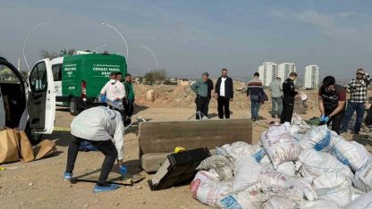 Mersin’de korkunç cinayet: Öldürüp tuzlayıp halıya sarıp çekyatla atmışlar