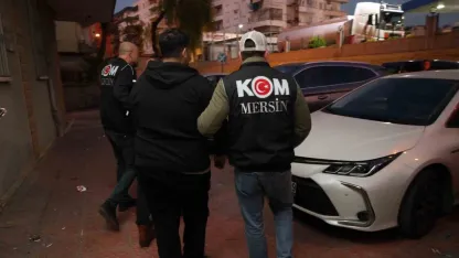 Mersin’deki rüşvet operasyonunda 6’sı gümrük memuru 11 kişi tutuklandı