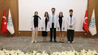 ALKÜ’lü Diş Hekimliği Fakültesi öğrencileri beyaz önlüklerini giydi