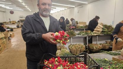 “Sirtakide çiçek kafası modası, Antalya’ya yeni pazar açtı”