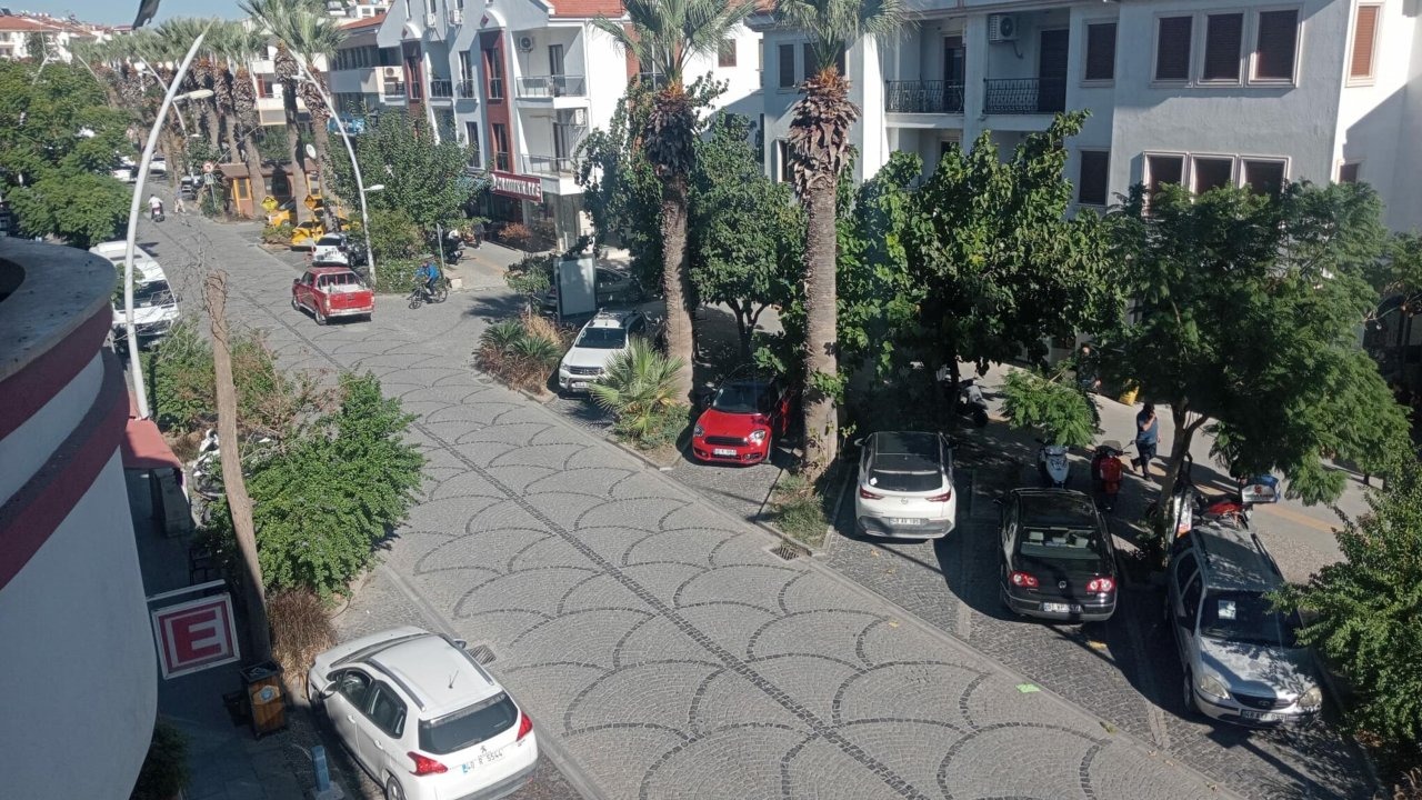 Akdeniz&#039;de 4 büyüklüğünde deprem