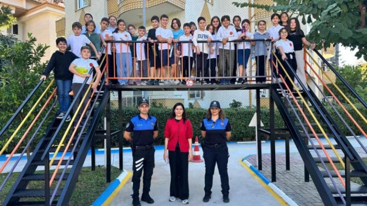 Alanya’da öğrencilere trafik eğitimi verildi