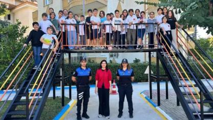 Alanya’da öğrencilere trafik eğitimi verildi