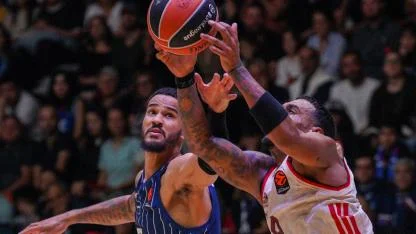 Anadolu Efes - Bayern Münih: 74-72