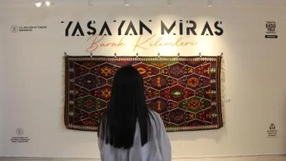 Antalya Kültür Yolu Festivali'nde "Yaşayan Miras: Barak Kilimi Sergisi" ilgi gördü