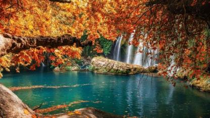 Antalya’da doğanın kalbinde bir kaçamak! Yapraklar dökülüyor, huzur akıyor