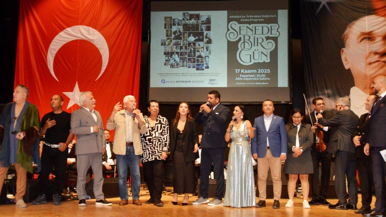 Antalya&#039;da iz bırakanlar sahnede