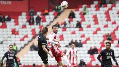 Antalya’da zorlu mücadele! Antalyaspor – Beşiktaş
