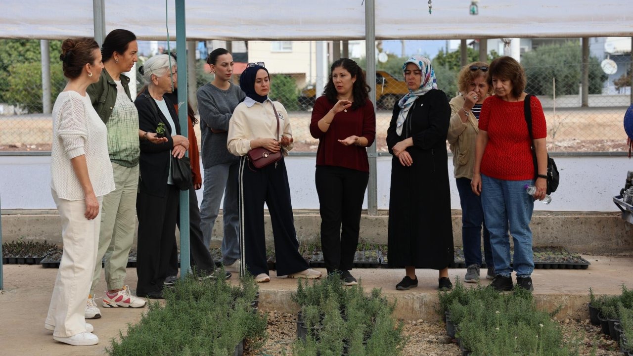 ATASEM kursiyerlerine tarım kampüsünde uygulamalı eğitim