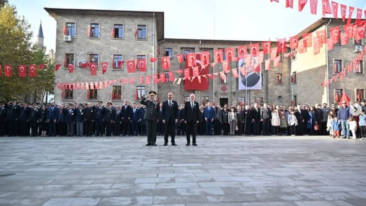 Atatürk vefatının 87’nci yıl dönümünde Isparta’da törenle anıldı