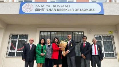 Babasının hatırasına yeni nesiller yetiştirerek sahip çıkıyor