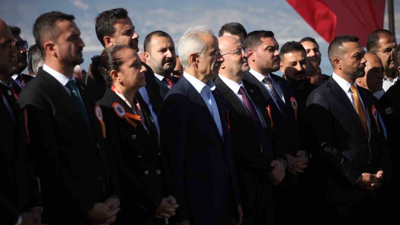 Bakan Uraloğlu: &quot;Yeni bir eser kazandırmanın gururunu yaşıyoruz&quot;