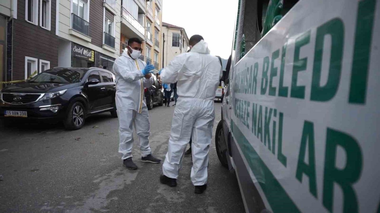 Burdur’da 1 aydır haber alınamayan kadın evinde ölü bulundu