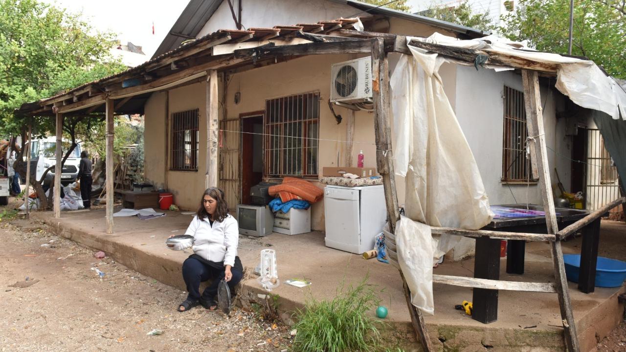 Ekonomik sıkıntı yaşayan aileye Kocagöz&#039;den yardım eli