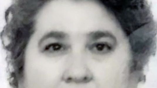 Emekli öğretmen evinde ölü bulundu