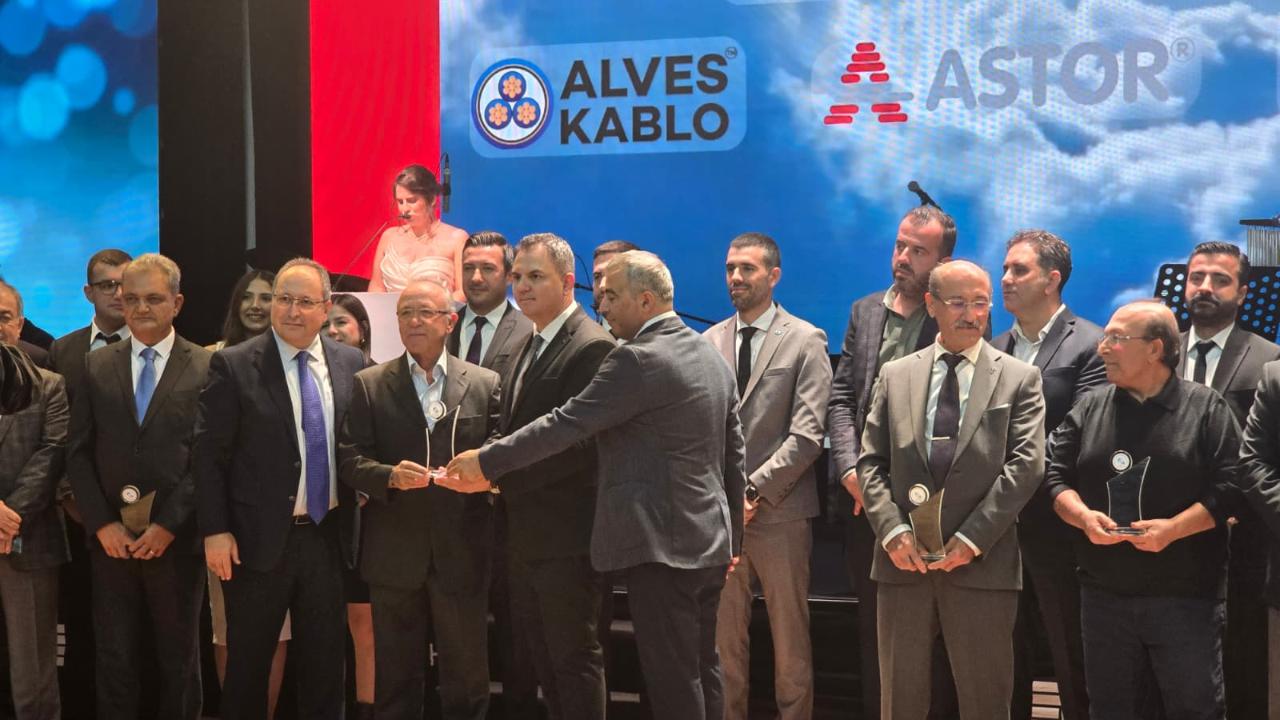 EMO Antalya Şubesi’nden mesleğin duayenlerine onur plaketi